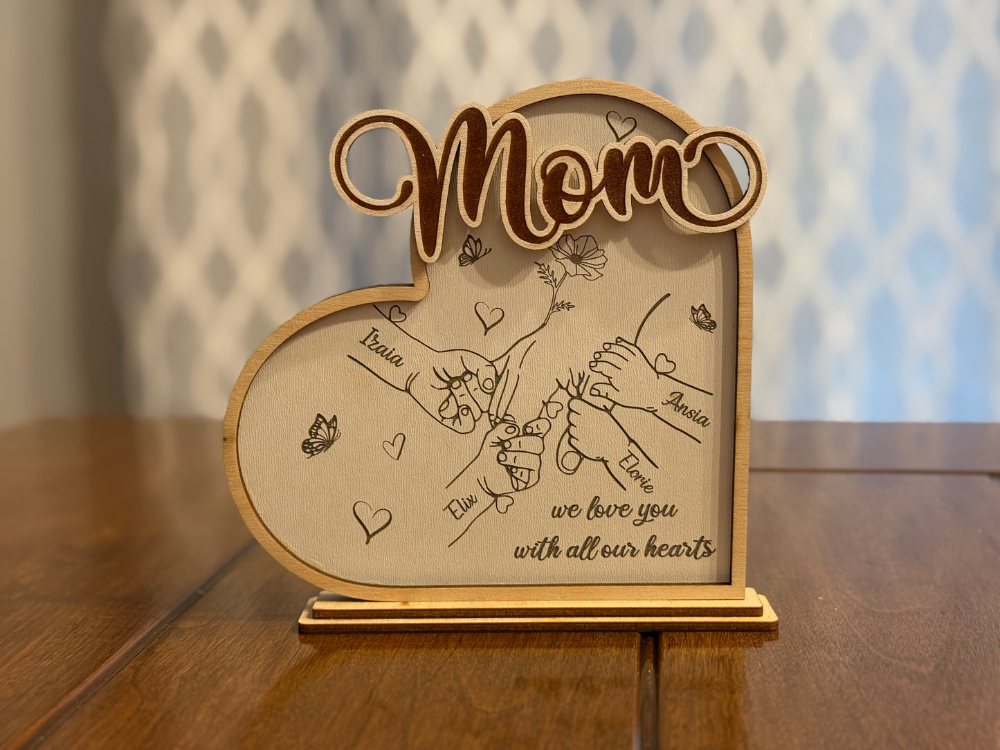 Ornement "Love with all our Hearts" (L'amour avec tous nos cœurs)